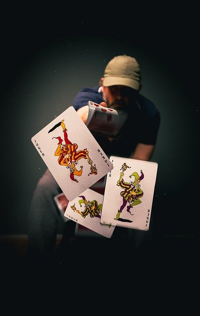 Plongez dans l'univers fascinant des jeux de cartes à collectionner